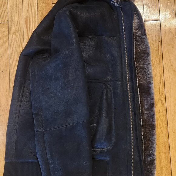 Sheepskin Jacket - Picture 6 of 9